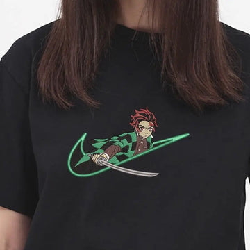 Bluza/Koszulka z haftem «Tanjiro Kamado - Demon Slayer: Walka z Demonami»